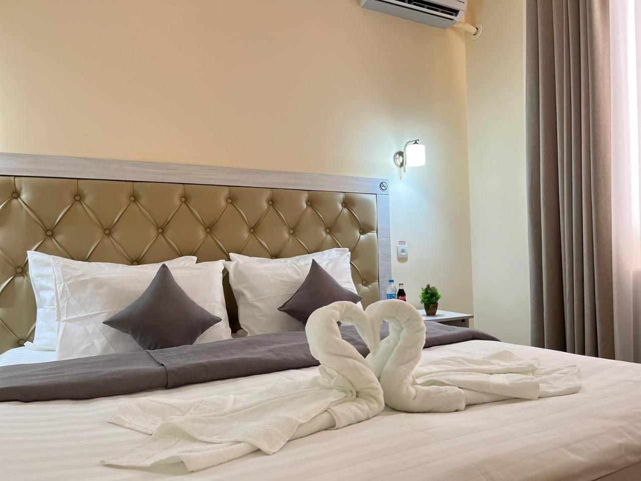 Aks Hotel 塔什干 外观 照片