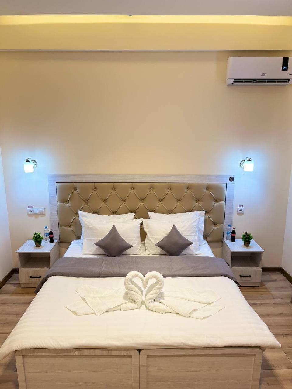 Aks Hotel 塔什干 外观 照片