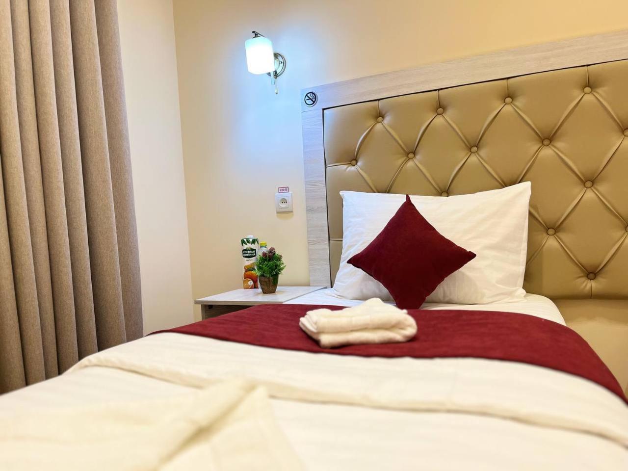 Aks Hotel 塔什干 外观 照片