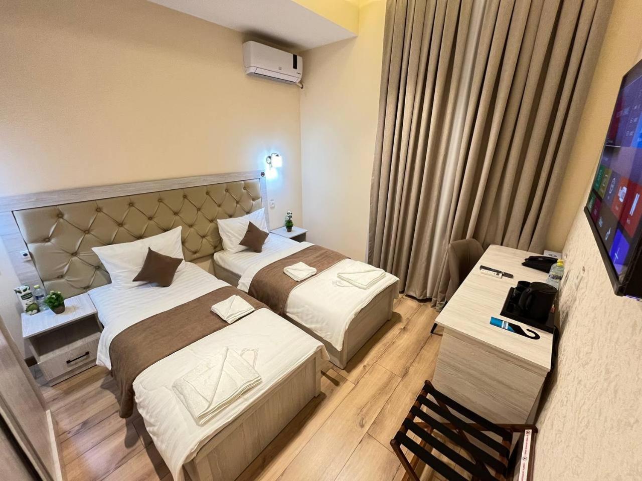 Aks Hotel 塔什干 外观 照片