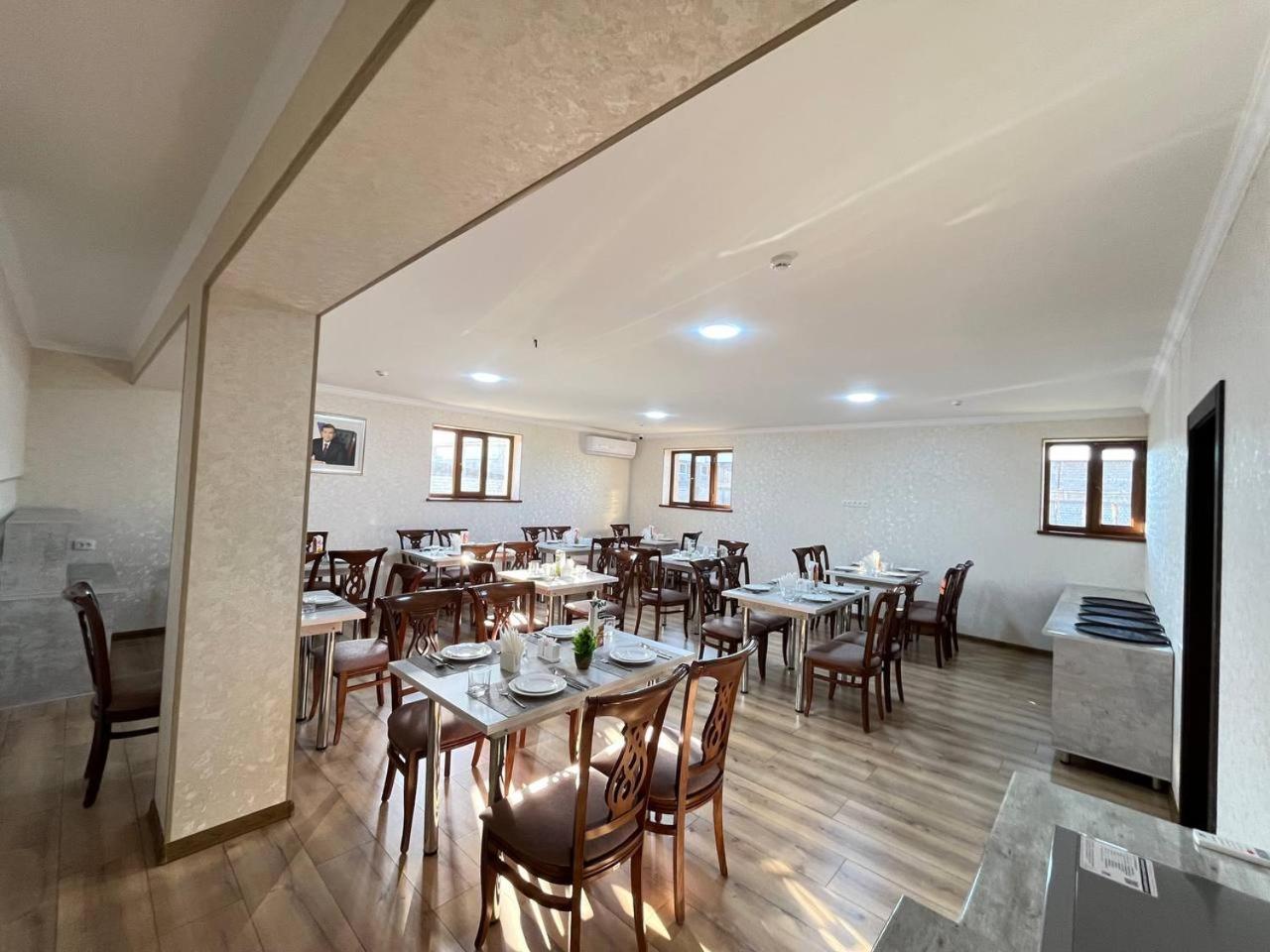 Aks Hotel 塔什干 外观 照片