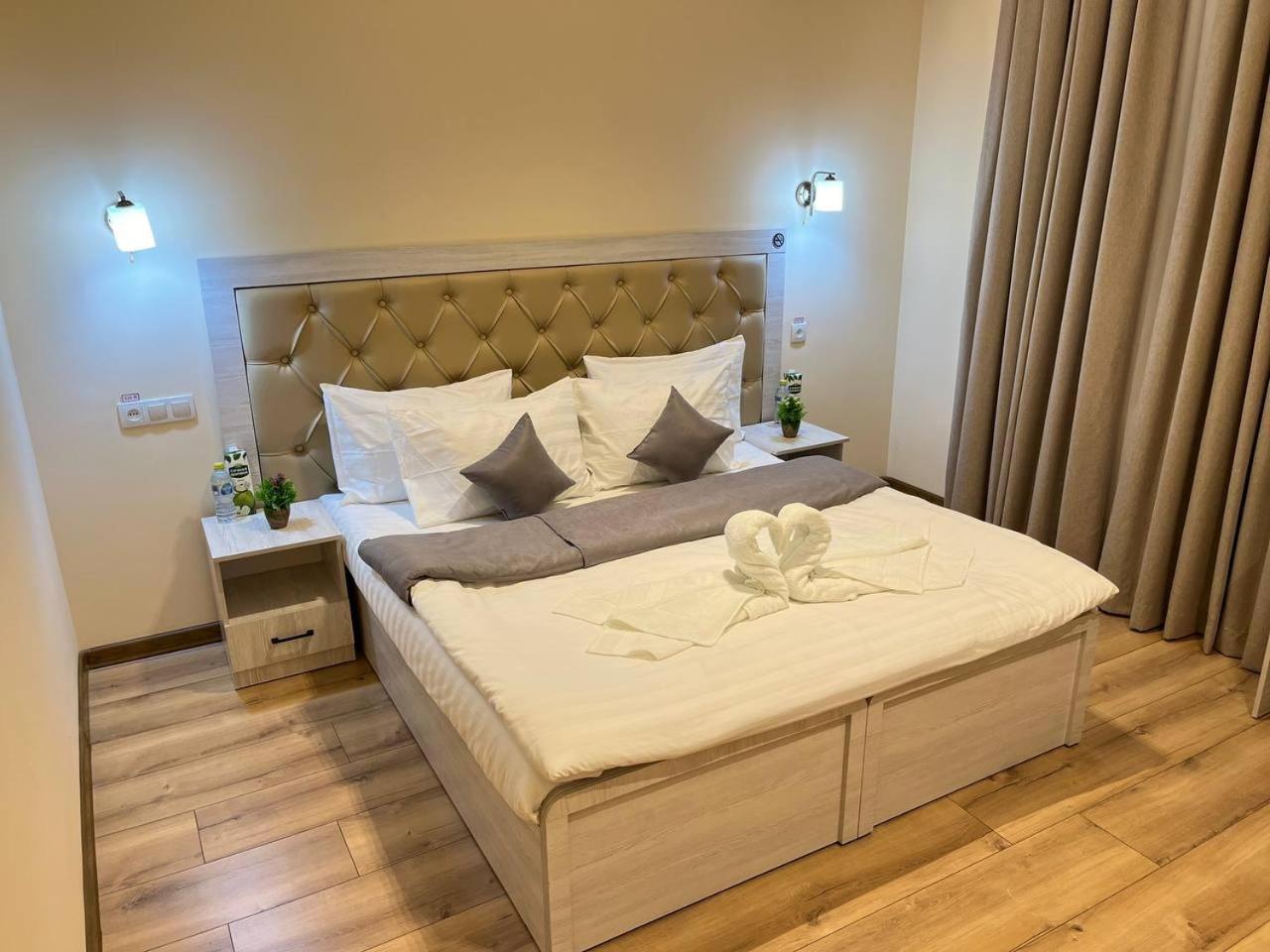 Aks Hotel 塔什干 外观 照片